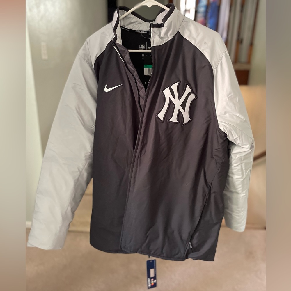 NWT MENS NEW YORK YANKEES DUGOUT WINTER COAT / JACKET